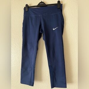 Women's Nike Navy Cropped Leggings
